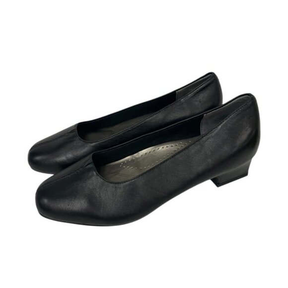 Trotters Doris Women's Solid Black Leather Slip On Round Toe Pumps Size 7W - Picture 1 of 7